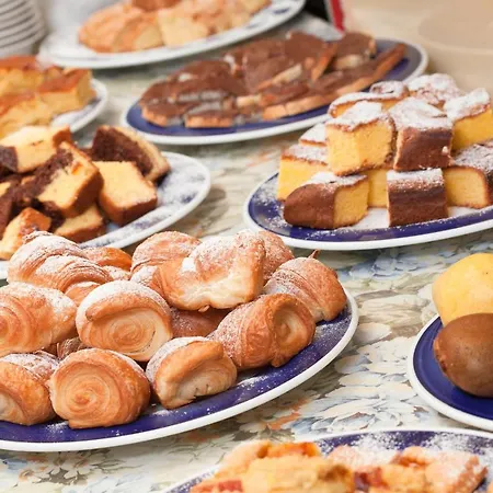 Hotel Luca Cesenatico