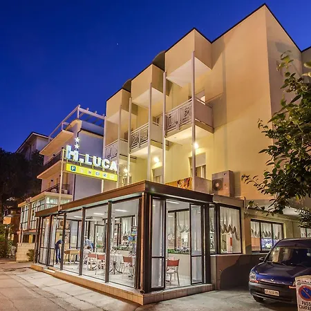 Hotel Luca 2*